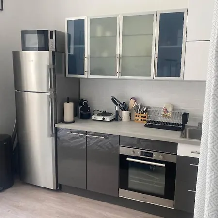 Apartment Centre *